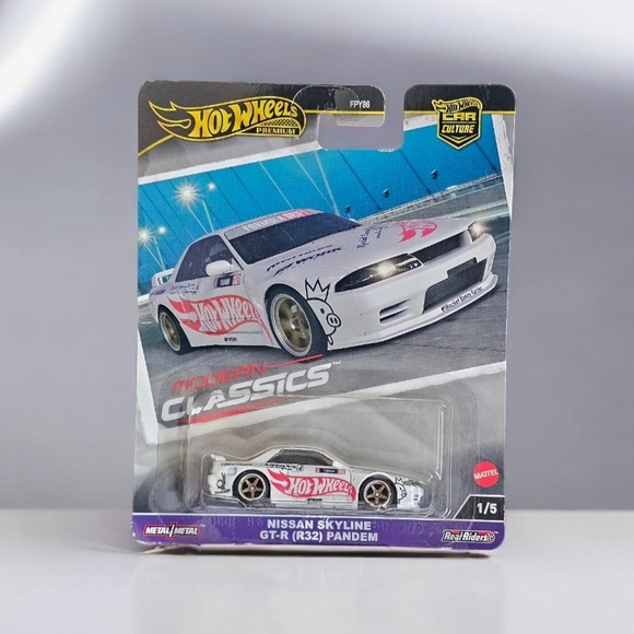 Other - Hot Wheels White Nissan Skyline GT-R (R32) Toy Car